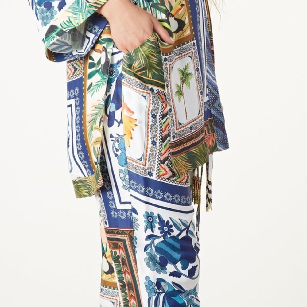 NWT FARM Rio Mixed Scarves Print Drawstring Pants - Picture 3 of 3
